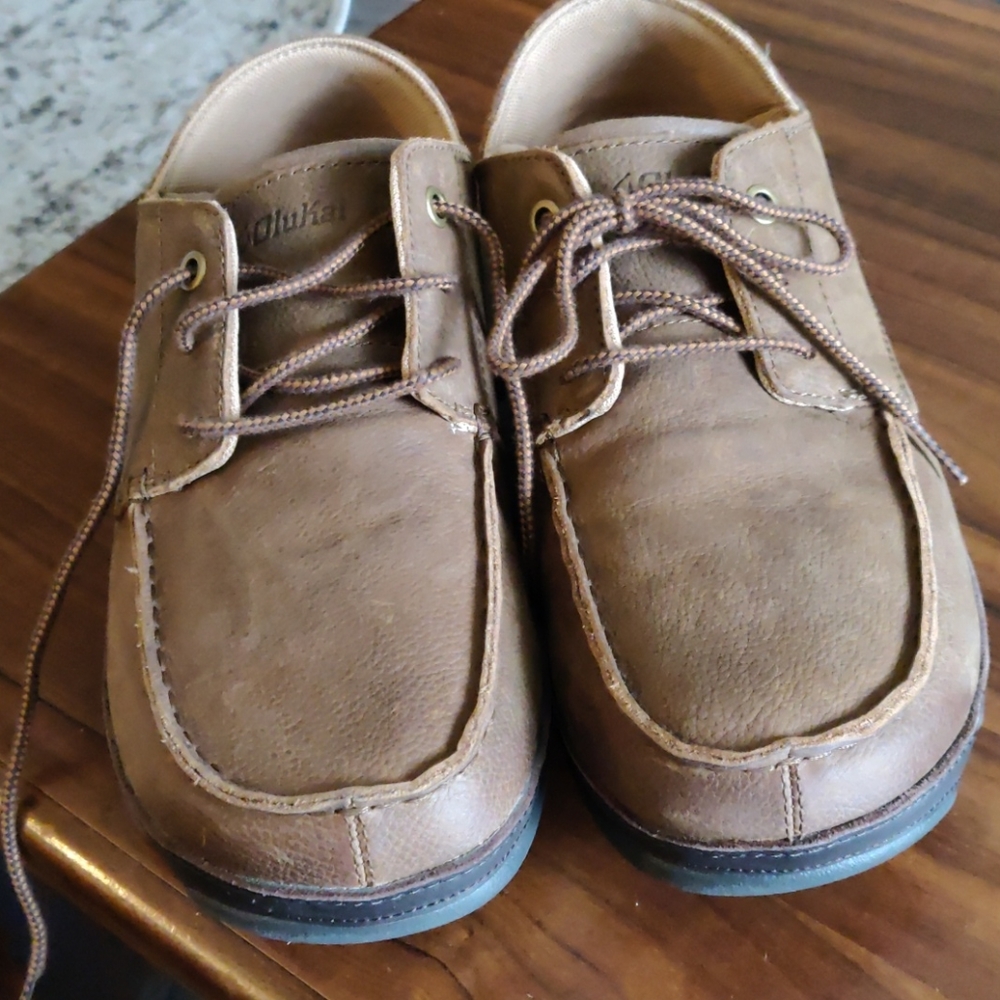 Olukai shoe